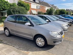 Volkswagen Polo - 1.2 Trendline APK t/m 21-02-2027