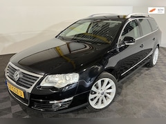 Volkswagen Passat Variant - 1.4 TSI Comfortline NAVI PSENSOR CRUISE TREKHAAK 2 X SLEUTELS