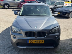 BMW X1 - SDrive18i Executive Navi Bluetooth Parkeersensoren Nieuwe Apk en Grote Beurt Gehad