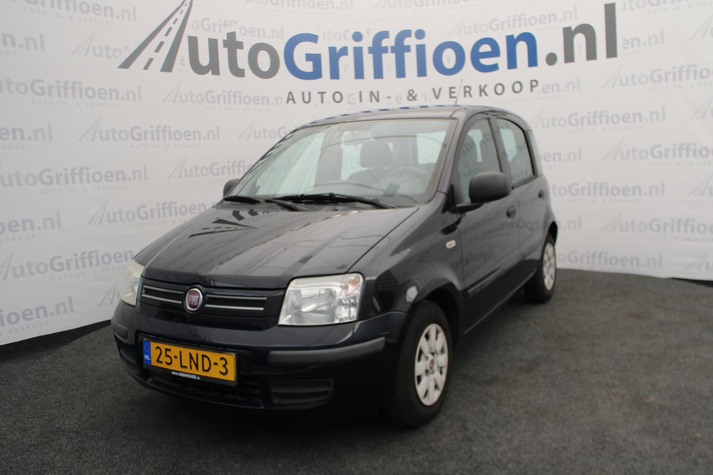 Fiat Panda - 1.2 Active nette 5-deurs met nieuwe APK bij aflevering - AutoWereld.nl