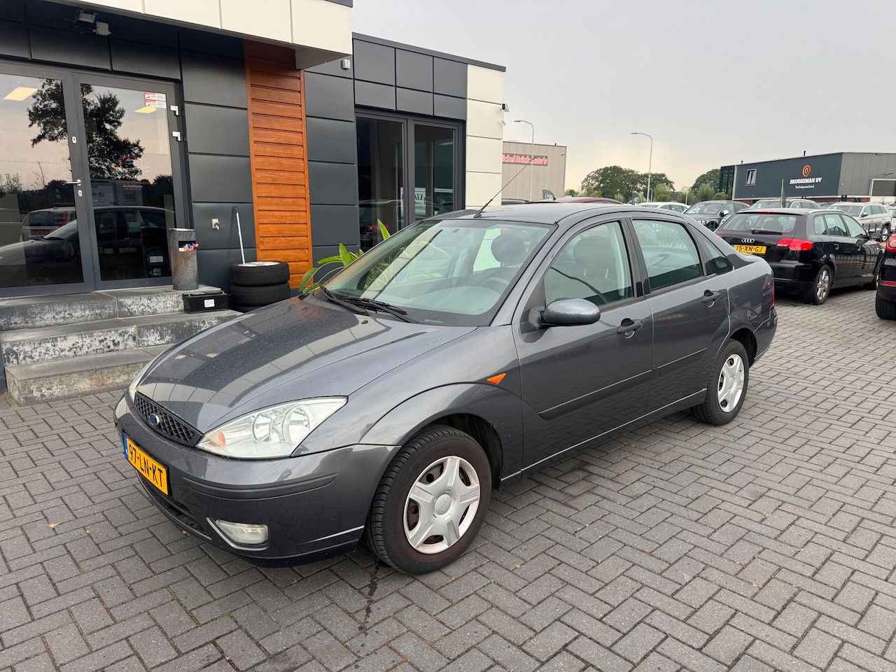Ford Focus - 1.6-16V Airco Sedan 130.000 km Zeer mooi apk 2027 - AutoWereld.nl
