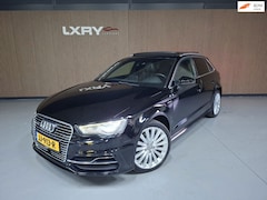 Audi A3 Sportback - 1.4 e-tron PHEV Ambition Pro Line plus | Clima| cruise | PDC | Pano | Stoelverwarming |