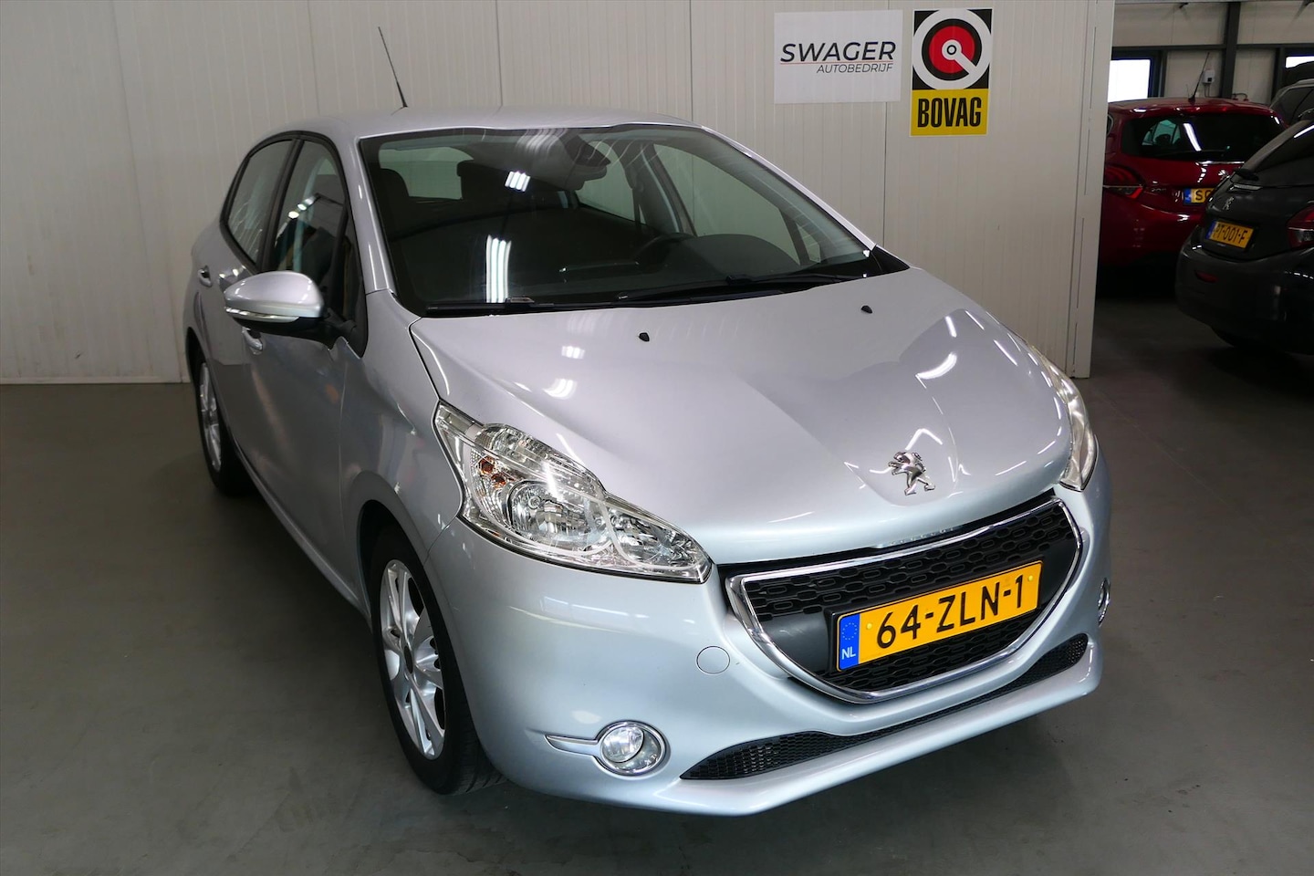 Peugeot 208 - 1.2 VTi 82PK 5D Access (Goed onderhouden) - AutoWereld.nl