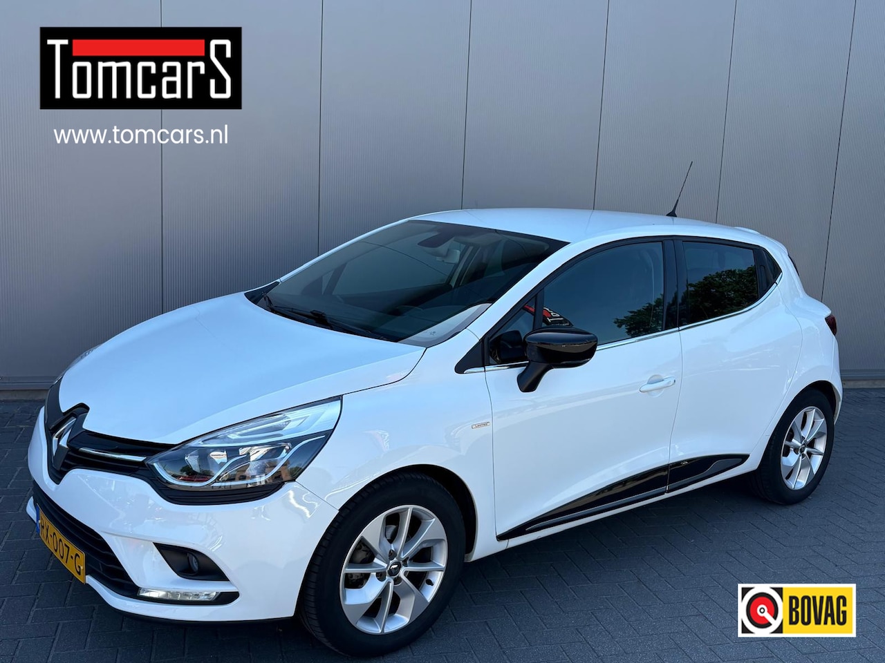 Renault Clio - 0.9 TCe Limited Navigatie/Bluetooth/Parkeerhulp/Cruise-control - AutoWereld.nl