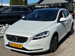 Volvo V40 - 2.0 D2 Nordic+ Dealerauto Leer Pano Trekhaak