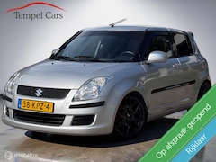 Suzuki Swift - 1.3 Expression|Verlaagd|17 inch|CarPlay|Airco
