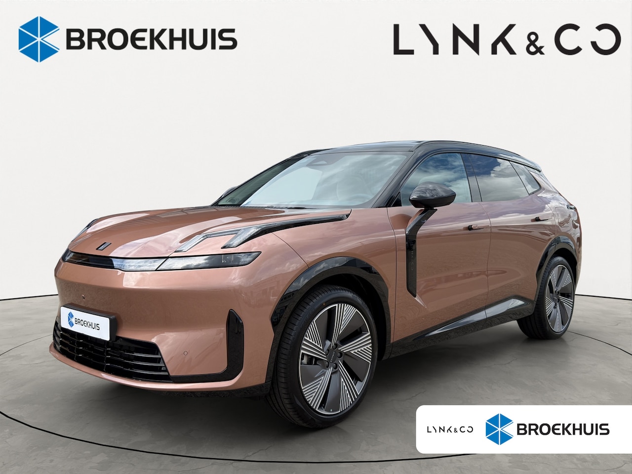 Lynk & Co 08 - 1.5 More | 11 kW lader | Achterbank verwarmd | Airco separaat achter - AutoWereld.nl