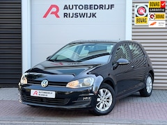 Volkswagen Golf - 1.4 TSI Highline Navigatie/Bluetooth