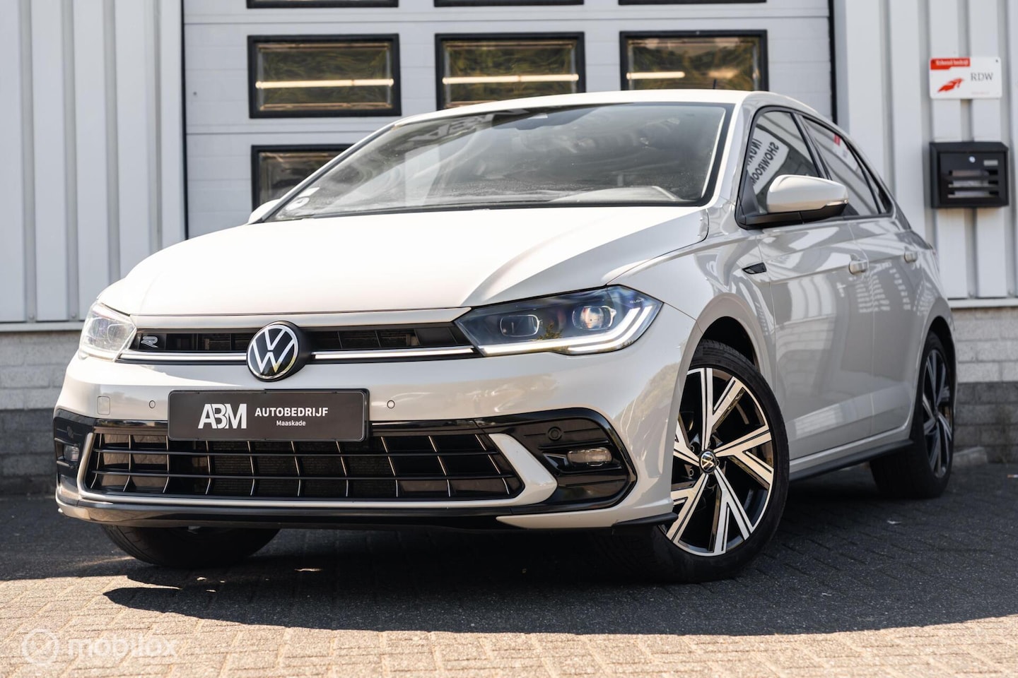 Volkswagen Polo - 1.0 TSI DSG 3X R-Line IQ-Light Virtual Navi - AutoWereld.nl