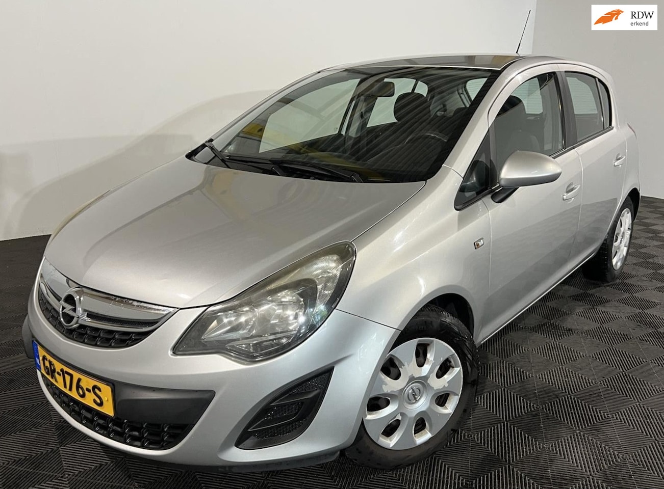Opel Corsa - 1.2-16V Berlin AIRCO CRUISE 2 X SLEUTELS - AutoWereld.nl