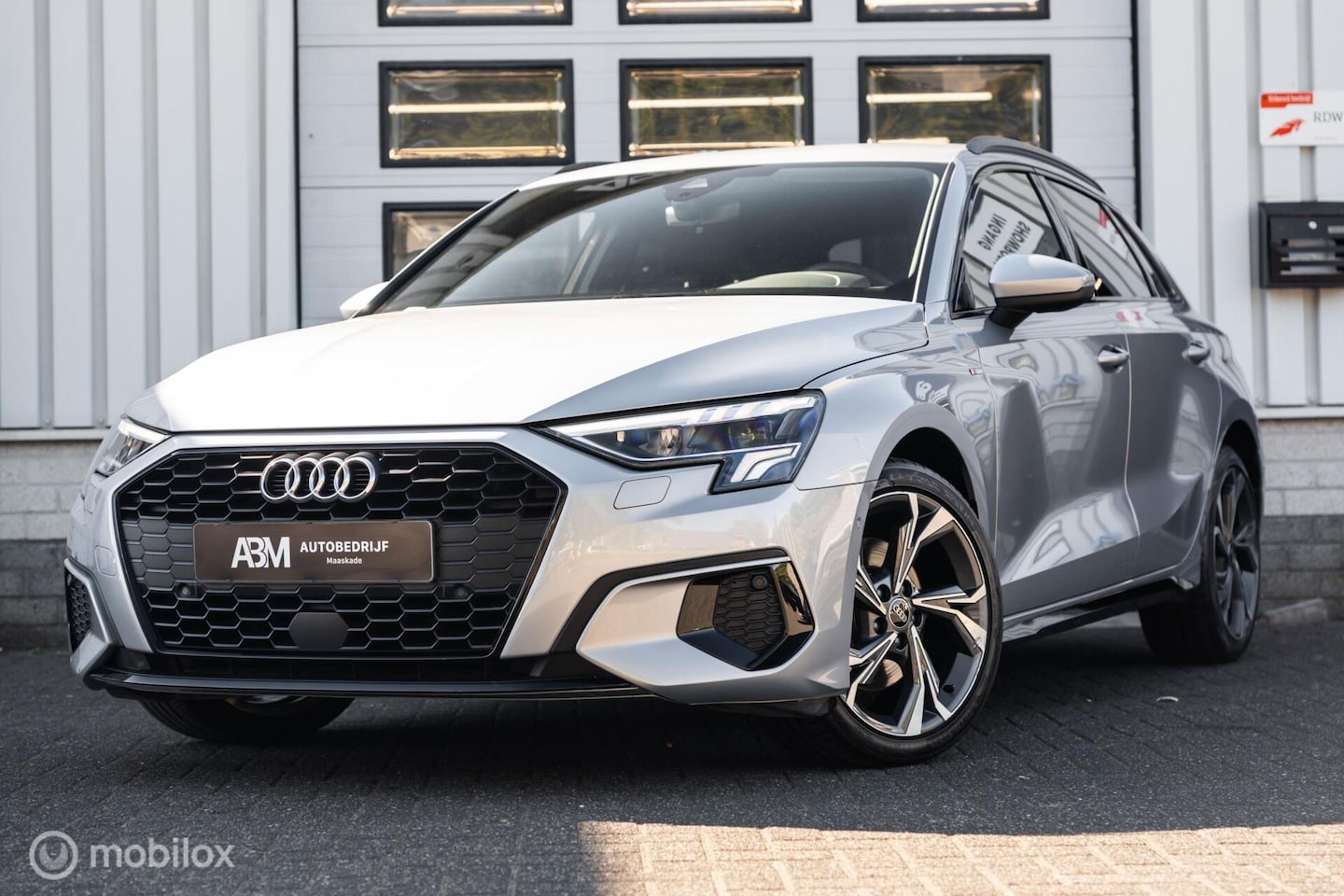 Audi A3 Sportback - 35 TFSI S-Line Matrix Night pakket - AutoWereld.nl