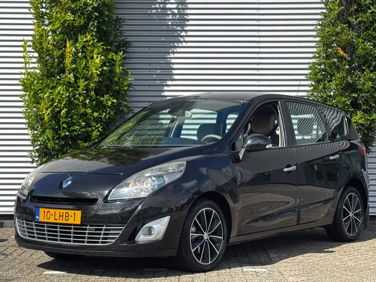 Renault Grand Scénic - 2.0 Privilege NAP - LEDER - XENON - AutoWereld.nl