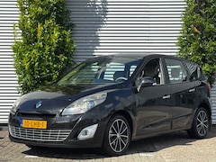 Renault Grand Scénic - 2.0 Privilege NAP - LEDER - XENON