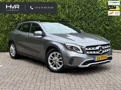 Mercedes-Benz GLA-Klasse - 180 | Business Solution + Ltd | Pano | Stoelverwarming | Camera | Keyless