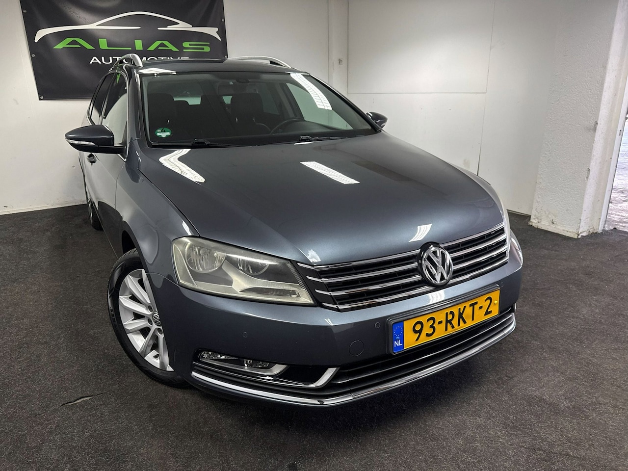 Volkswagen Passat Variant - 1.4 TSI Highline BlueMotion - PDC - Memory stoelen - Cruise control - NAP - APK 2027 - AutoWereld.nl
