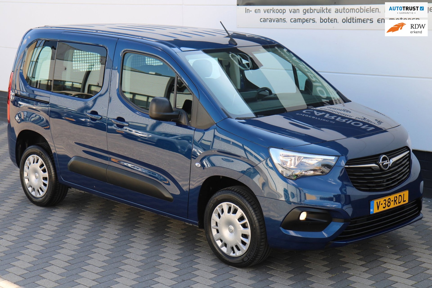 Opel Combo Tour - 1.2 Turbo 110PK Carplay Camera 1ste Eig BTW !! - AutoWereld.nl