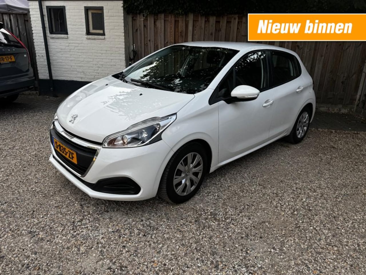 Peugeot 208 - 1.2 PT BL EXECUTIVE - AutoWereld.nl