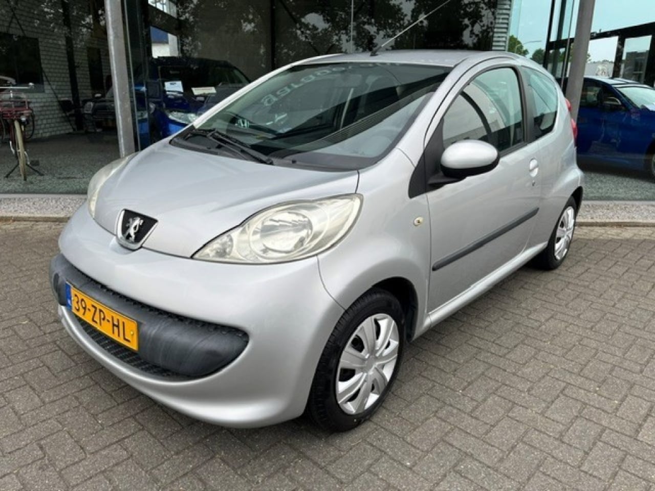 Peugeot 107 - 1.0-12V XS 1.0-12V XS - AutoWereld.nl