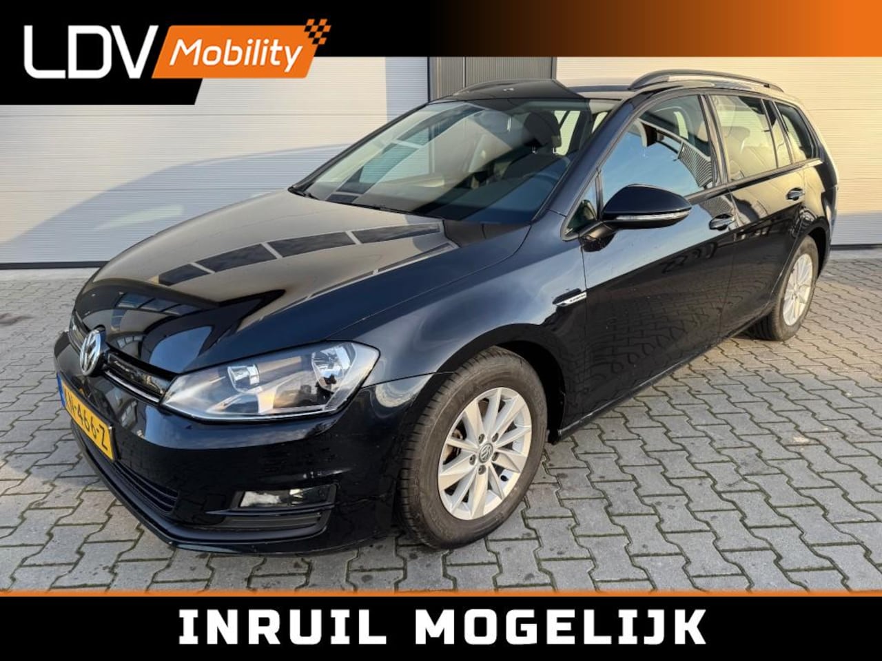 Volkswagen Golf - 1.0 TSI Cruise control / Trekhaak / 16 inch / NL-Auto. - AutoWereld.nl
