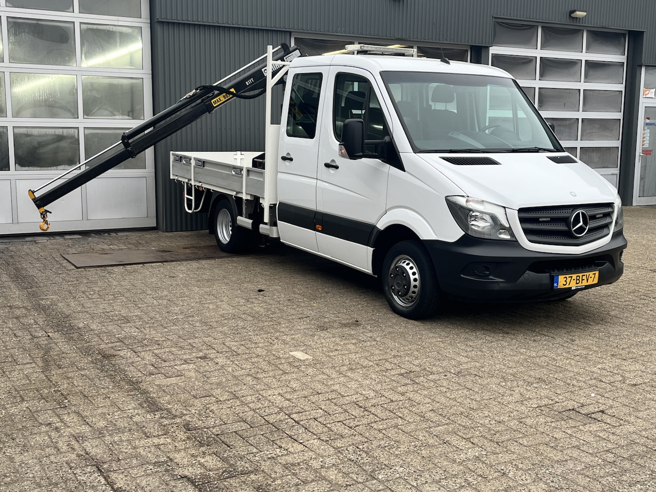 Mercedes-Benz Sprinter - 513 CDI 130pk DC Laadkraan Hiab 017T Airco Trekhaak 2000kg Open laadbak Euro 6 Pick-up 1e - AutoWereld.nl