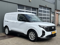 Ford Transit Courier - 1.0 EcoBoost Limited Benzine Automaat Airco Cruise controle Trekhaak 1000kg 2-Persoons Nav