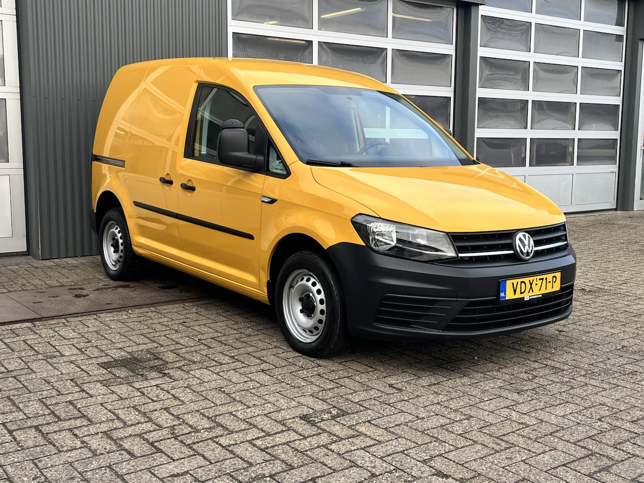 Volkswagen Caddy - 2.0 TDI L1H1 Airco Cruise controle Trekhaak 1400kg trekgewicht Parkeersensoren achter Schu - AutoWereld.nl