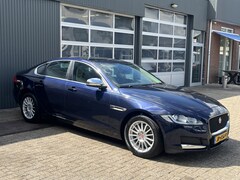 Jaguar XF - 2.0d Prestige export €5950 Airco Cruise controle Stuurwielbediening Navigatie 5-Persoons L