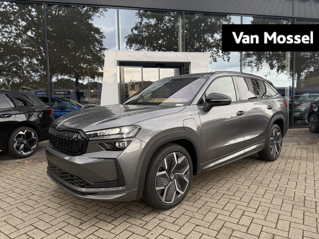 Skoda Kodiaq - 1.5 TSI PHEV Sportline Business | MEMORY STOELEN | PANORAMADAK | TREKHAAK| APPLE CARPLAY/ - AutoWereld.nl