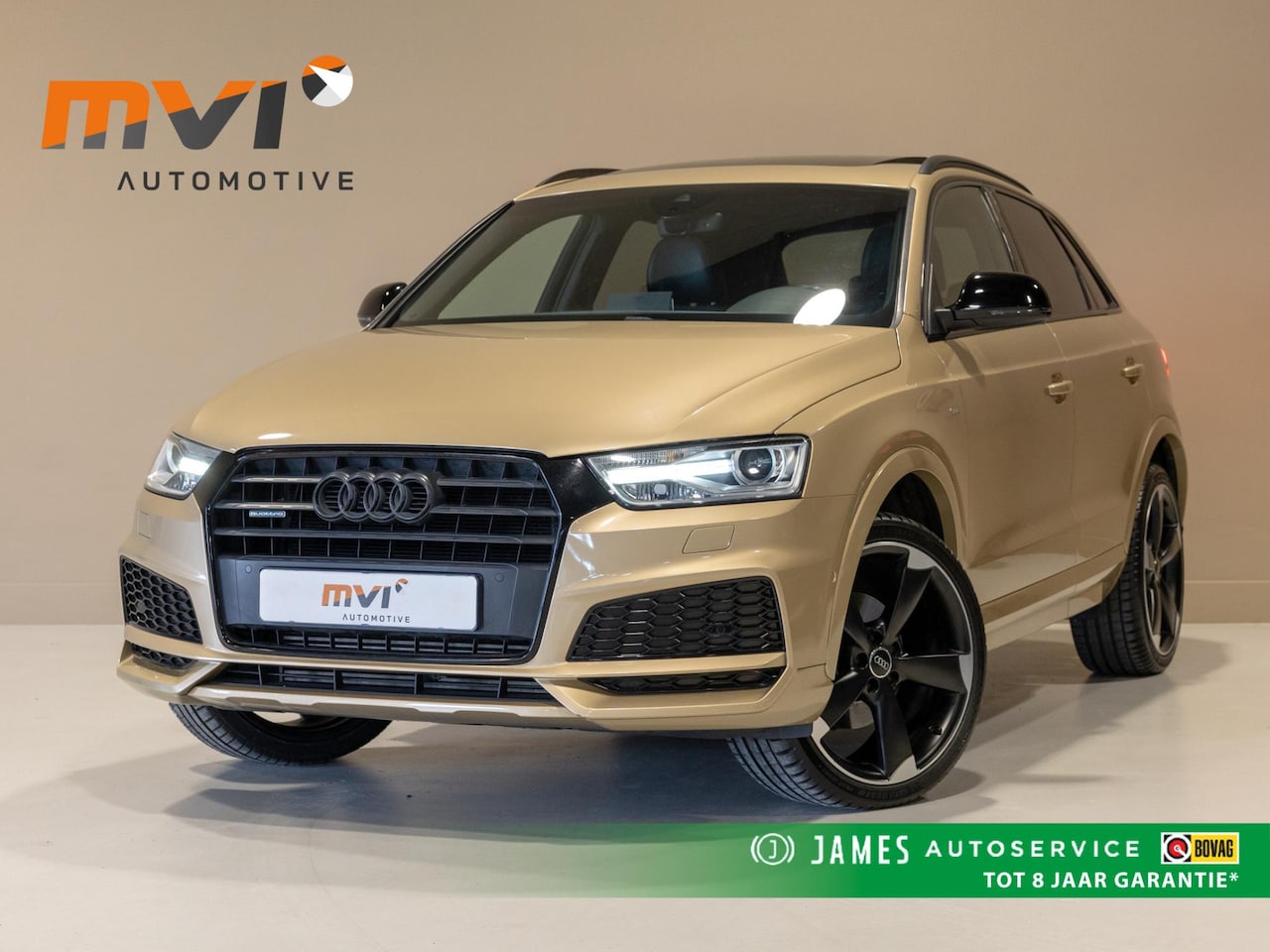Audi Q3 - 2.0 TFSI quattro Sport 3x S-Line Edition / 220pk / Trekhaak / Panorama dak / Nappaleder / - AutoWereld.nl
