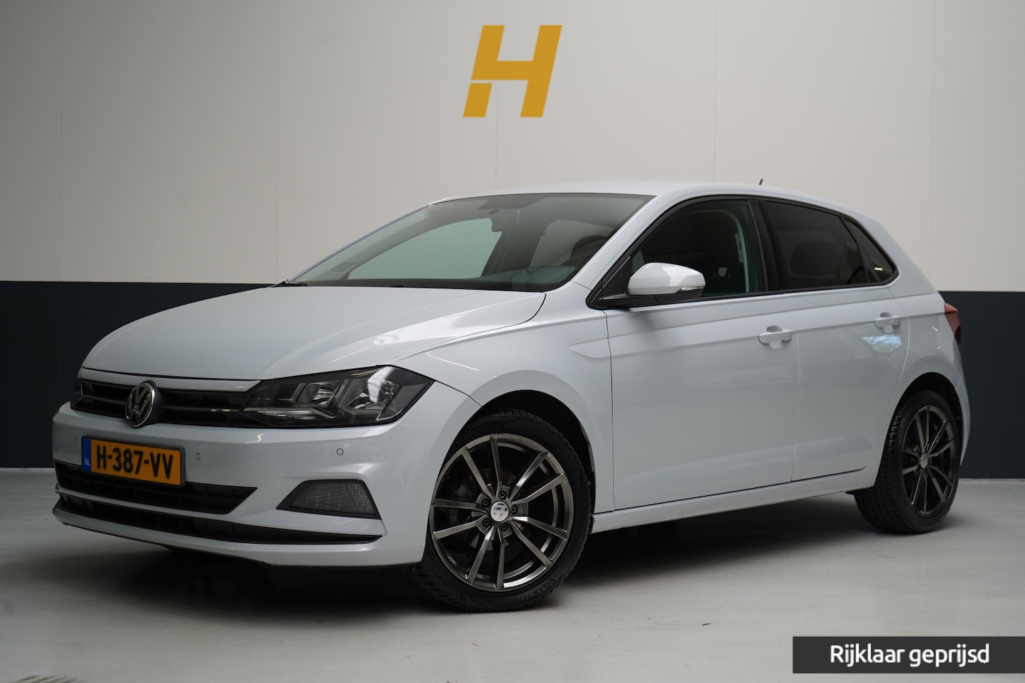 Volkswagen Polo - 1.0 TSi 95pk Comfortline 5-drs | Keyless | Parkeersensoren | Carplay | Cruise control | Lm - AutoWereld.nl