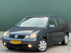 Volkswagen Polo - Zeer Nette 1.4-16V Highline | AUTOMAAT | NAP