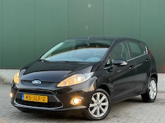 Ford Fiesta - Zeer Nette 1.4 Ghia | AUTOMAAT | Unieke KM | NAP