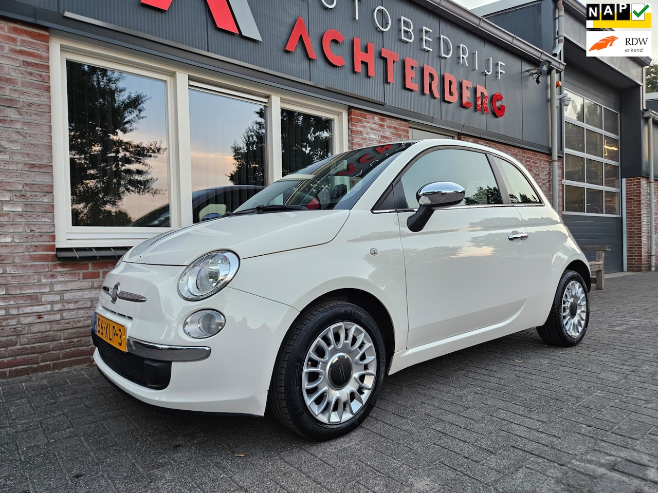 Fiat 500 - 1.2 Easy Airco! Leuke/Nette Auto! Navigatie! PDC! NAP! - AutoWereld.nl