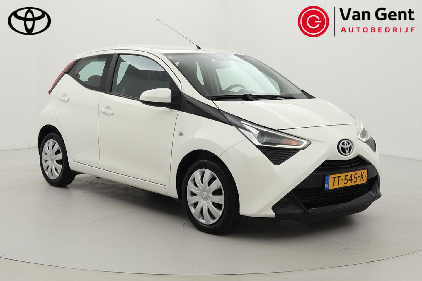 Toyota Aygo - 1.0 VVT-i x-play limited | Origineel NL | Navigatie | Airco | Camera | Bluetooth - AutoWereld.nl