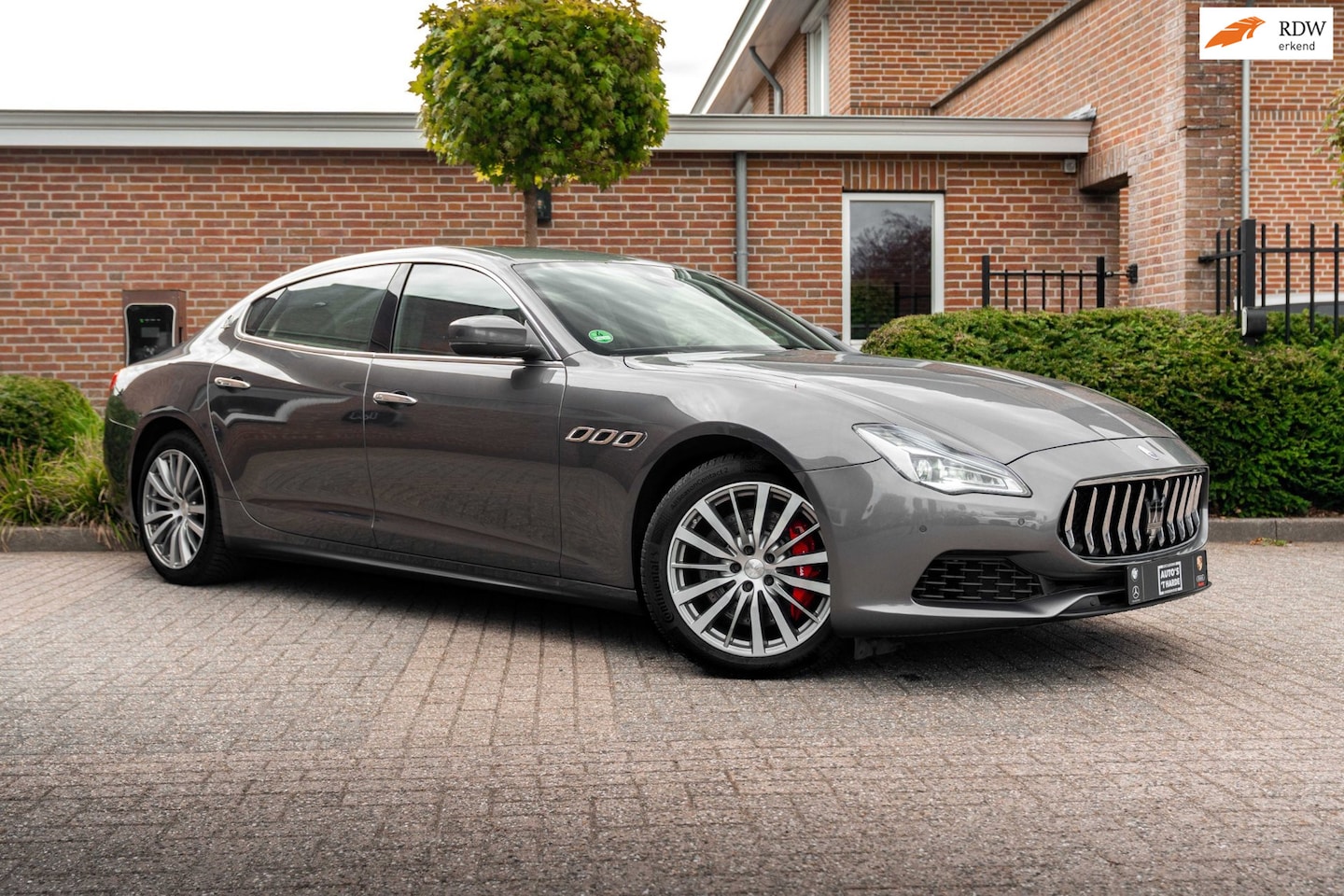 Maserati Quattroporte - 3.0 V6 TwinTurbo S 430 PK Adaptive Schuifdak H&K Keyless LED Camera 19'' - AutoWereld.nl