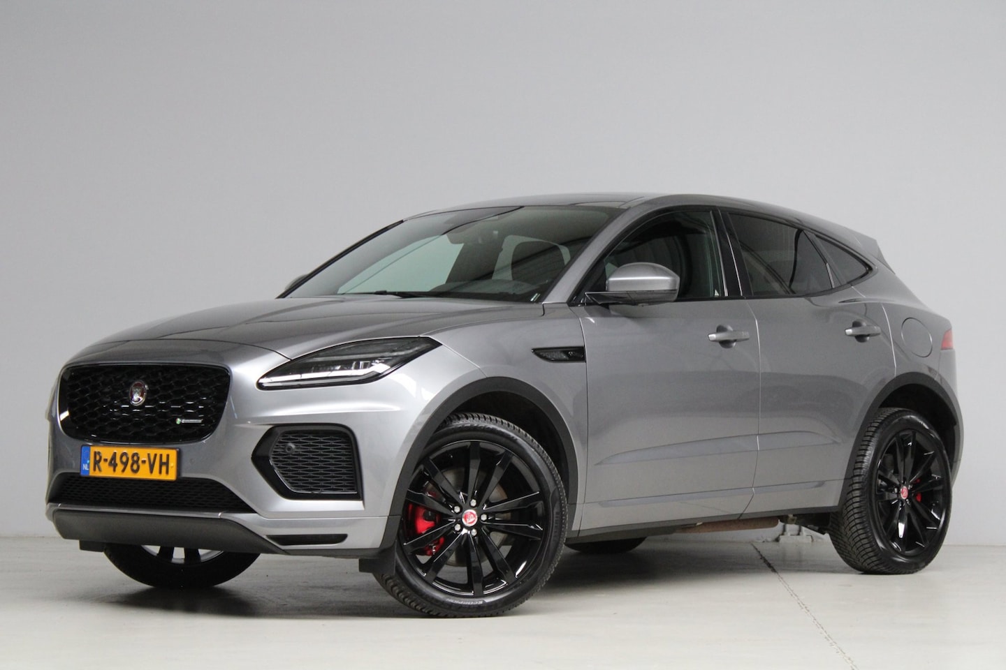 Jaguar E-Pace - 1.5 P300e AWD R-Dynamic HSE | panoramadak | meridian sound | black pack | adap. cruise | l - AutoWereld.nl