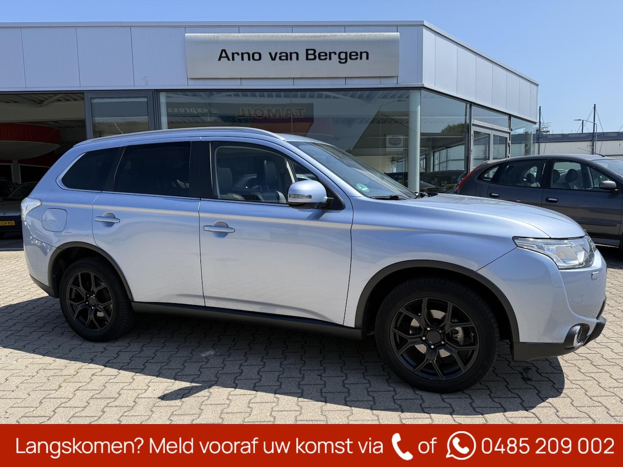 Mitsubishi Outlander - 2.0 PHEV Executive Edition 2.0 PHEV Executive Edition, lederen bekleding, climatronic, cruisecontrol, schuif-/kanteld - AutoWereld.nl