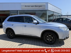 Mitsubishi Outlander - 2.0 PHEV Executive Edition, lederen bekleding, climatronic, cruisecontrol, schuif-/kanteld