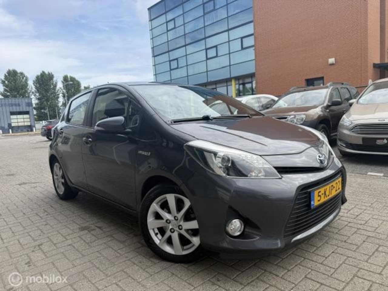Toyota Yaris - 1.5 Full Hybrid Dynamic 1.5 Full Hybrid Dynamic - AutoWereld.nl