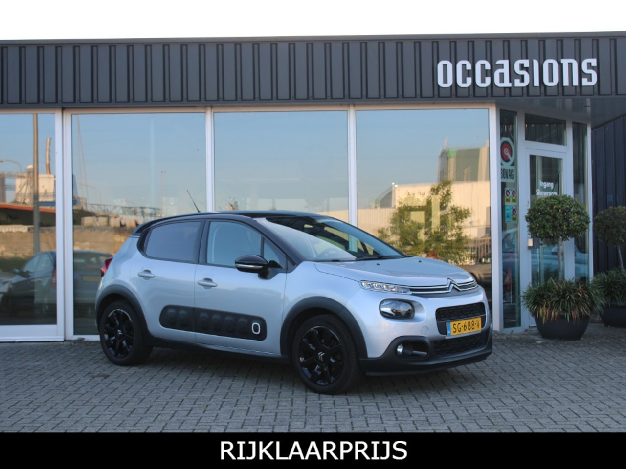 Citroën C3 - 1.2 PureTech Shine 1.2 PureTech Shine - AutoWereld.nl