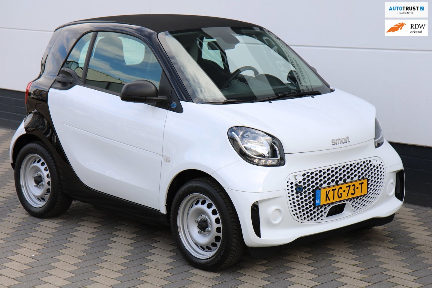 Smart Fortwo - EQ Comfort 18 kWh Stoelverwarming Airco BTW !! - AutoWereld.nl