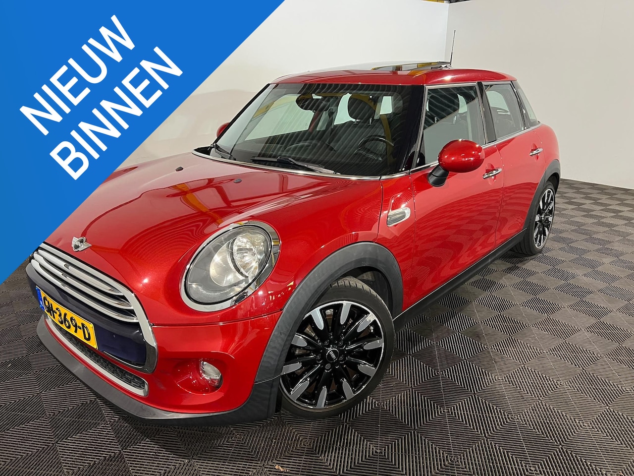 MINI 5-Deurs - 1.5 Cooper - AutoWereld.nl