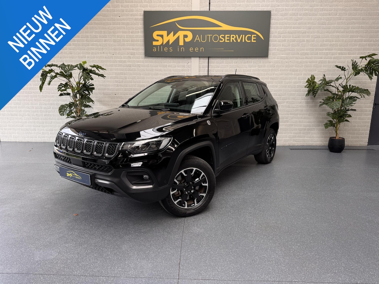 Jeep Compass - 4xe 240 Plug-in Hybrid Electric Trailhawk | Navi | Camera | ACC | - AutoWereld.nl