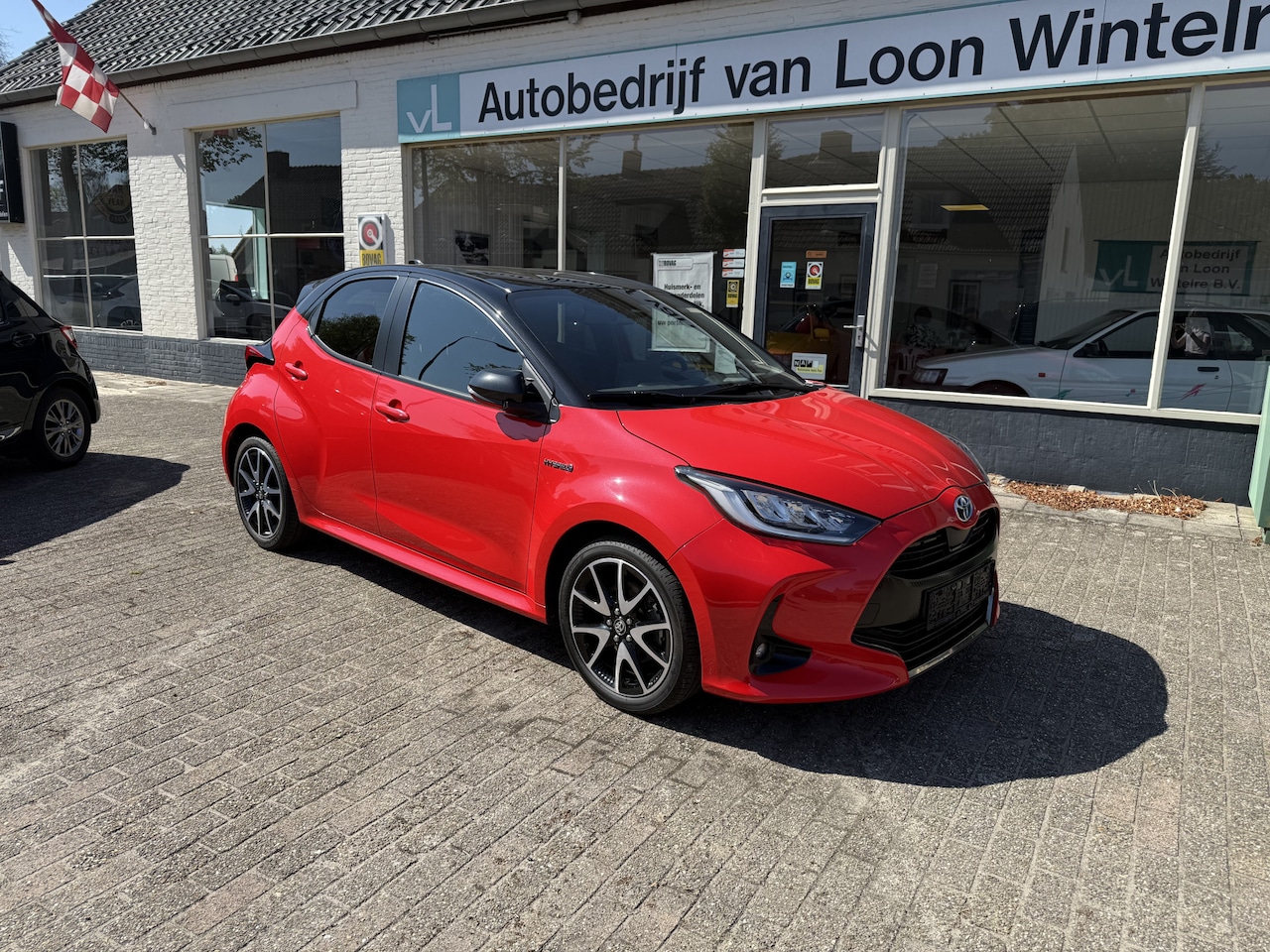 Toyota Yaris - 1.5 Hybrid Executive bi-tone Keyless entry + starten, Telefoonverbinding - AutoWereld.nl
