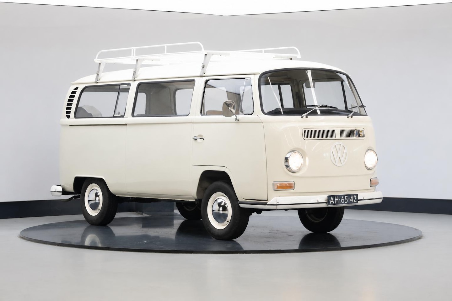 Volkswagen T2 - VW 23-A - AutoWereld.nl