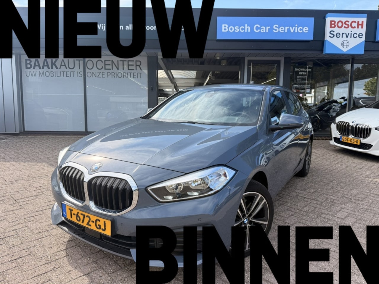 BMW 1-serie - 118i Intro Edition | Stoel & Stuurverwarming | PDC - AutoWereld.nl