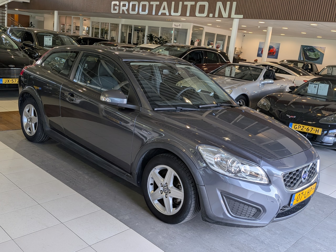 Volvo C30 - 1.6 Kinetic NAP, Airco, Trekhaak, Stuurbekrachtiging - AutoWereld.nl