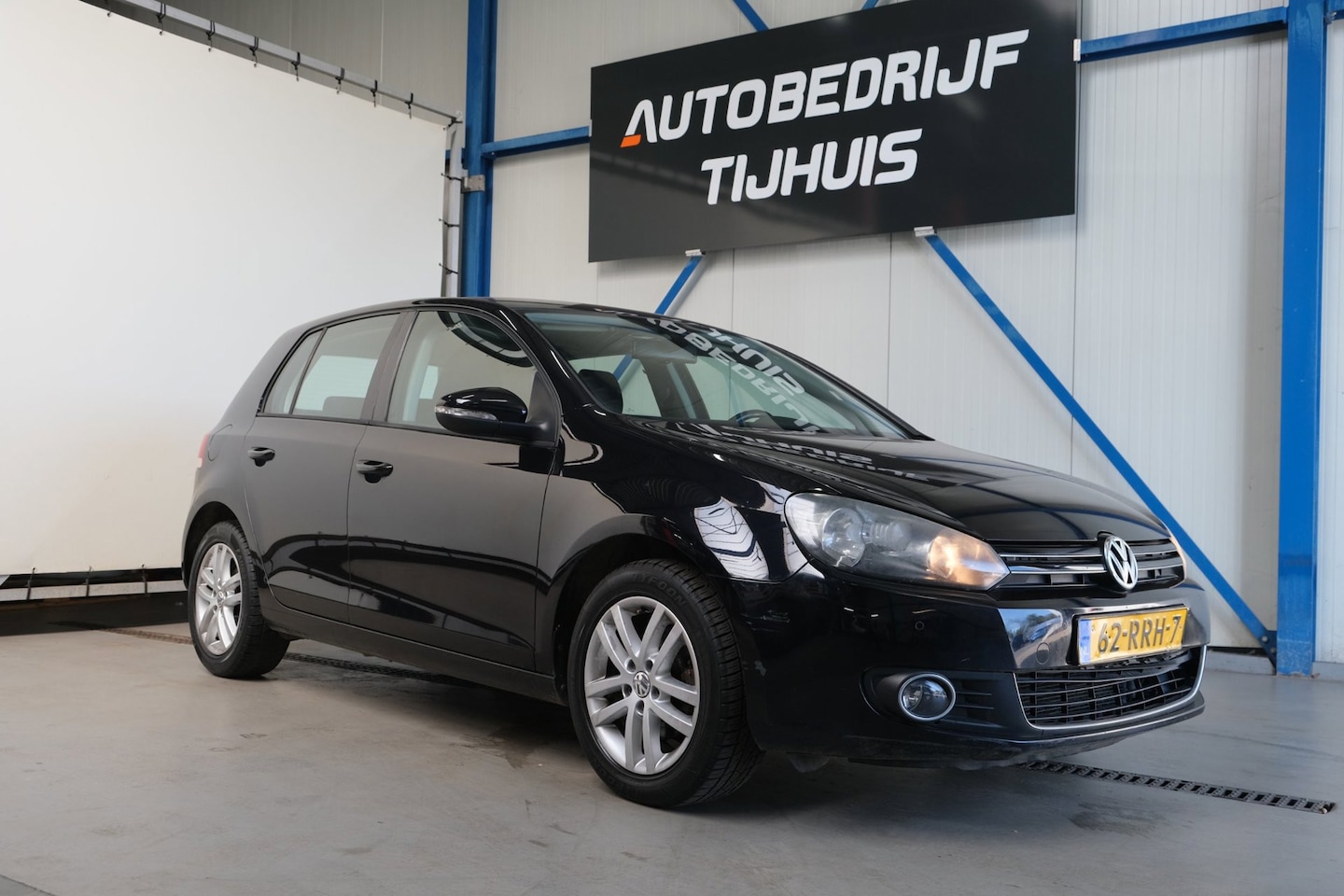 Volkswagen Golf - 1.6 TDI Highline BlueMotion Automaat - AutoWereld.nl