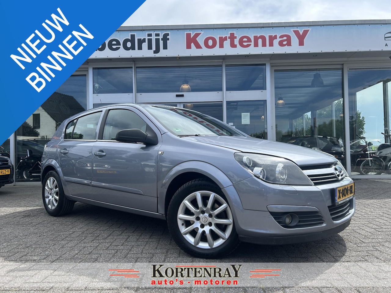 Opel Astra - 1.8 Essentia /airco/cruise control/ D-riem vervangen bij 110500KM/uitstekend onderhouden - AutoWereld.nl