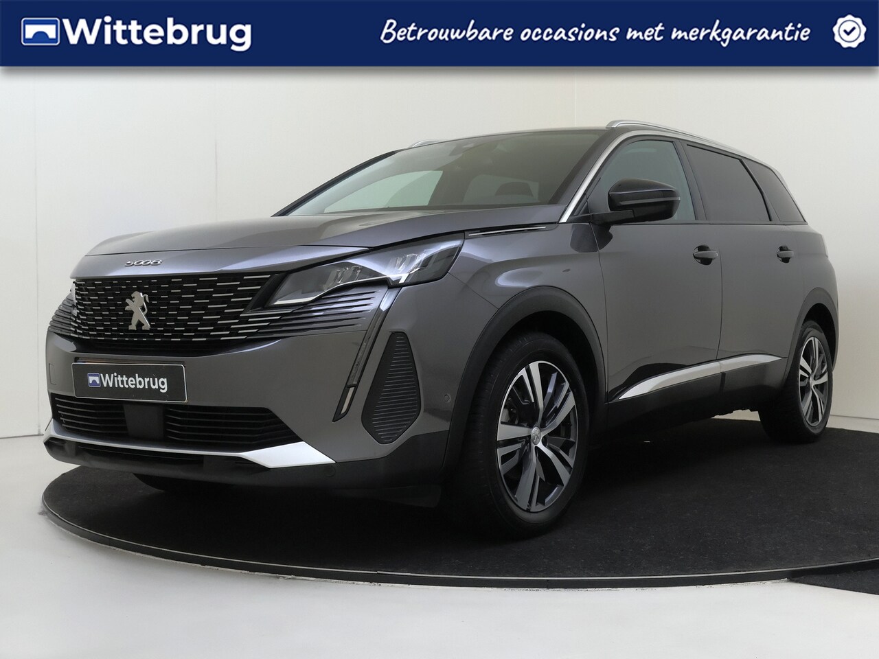 Peugeot 5008 - 1.2 PureTech Allure Trekhaak | Navigatie | Parkeerhulp | Apple Carplay | Keyless | Stoel v - AutoWereld.nl